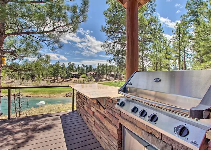 Holiday home Golf Course & Views: Luxe Show *